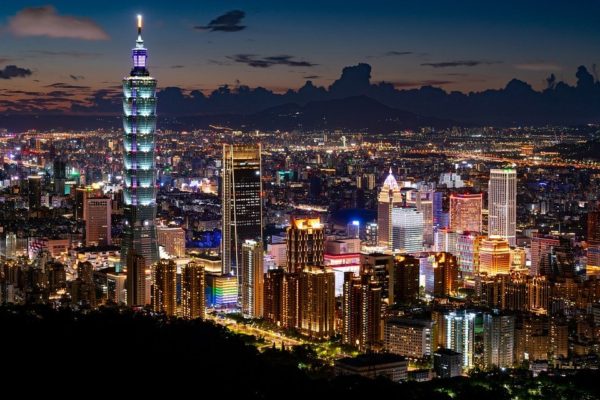 台湾の住宅価格も継続的に上昇中。台湾にも「寝そべり族」が出現。