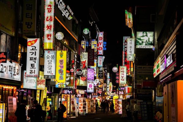 韓国ソウルのマンション価格も上昇。韓国人は放棄することを余儀なくされている。